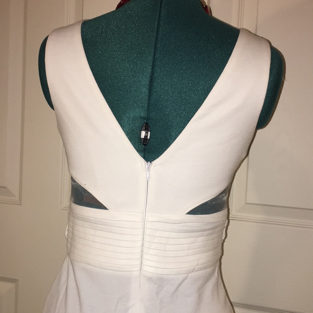 Toy white dres - Picture 3 of 7